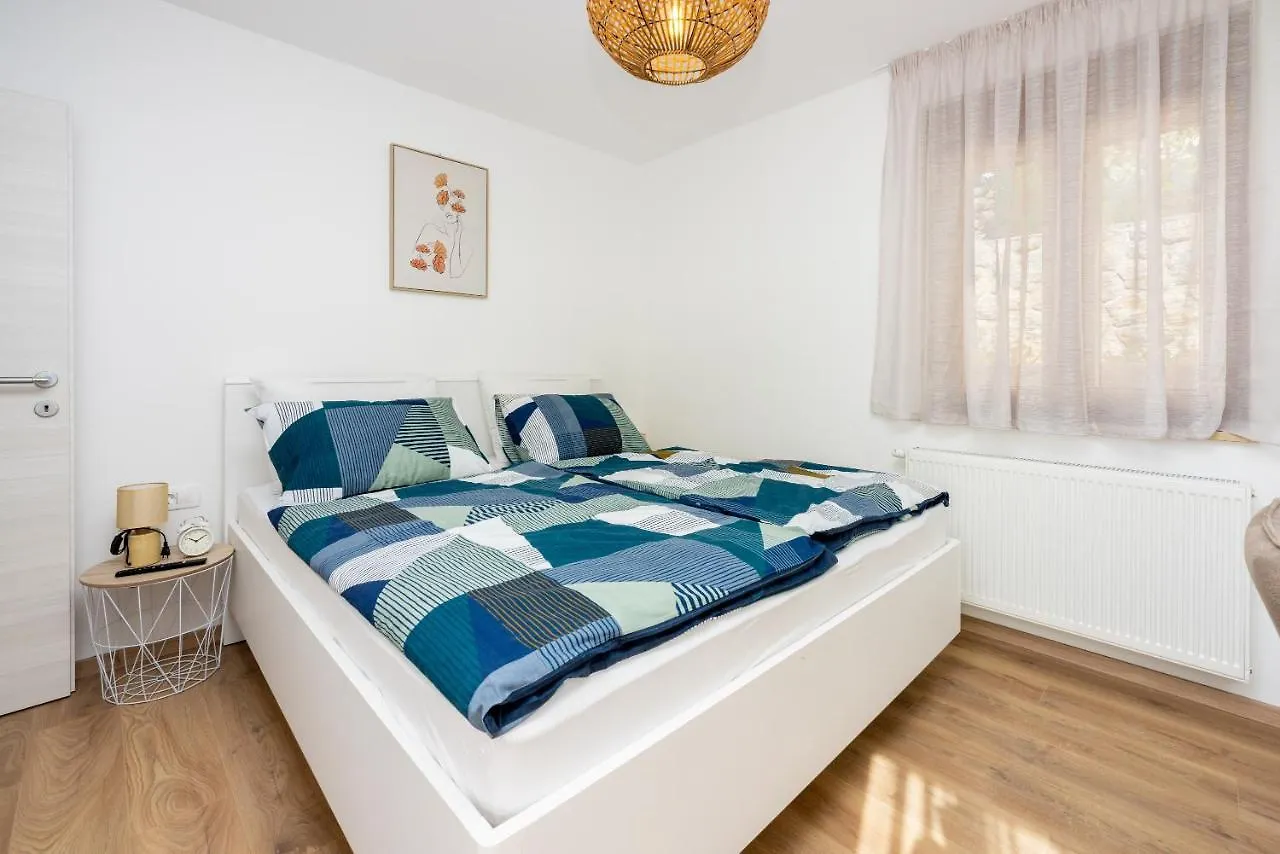 Holiday Home Viktorija Dramalj 0*,