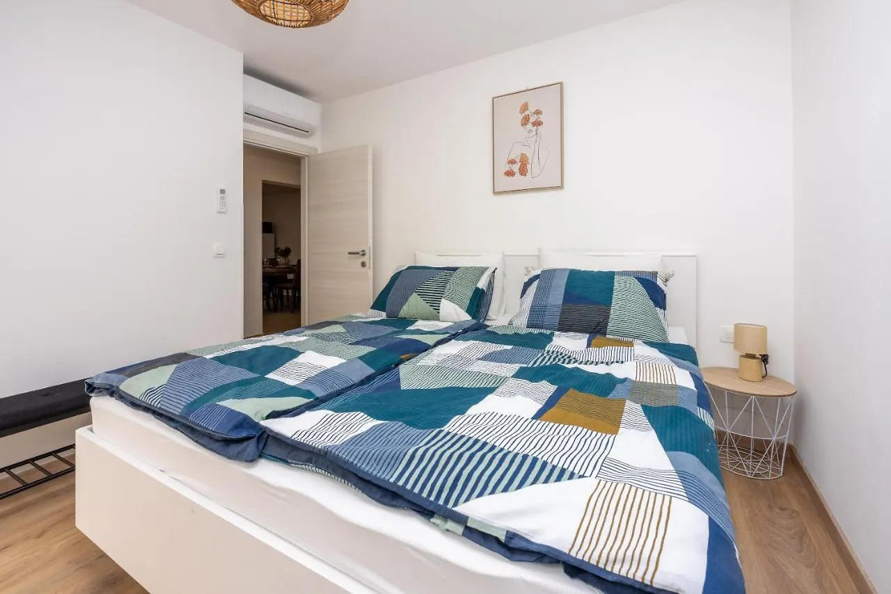 Holiday Home Viktorija دْغاماي